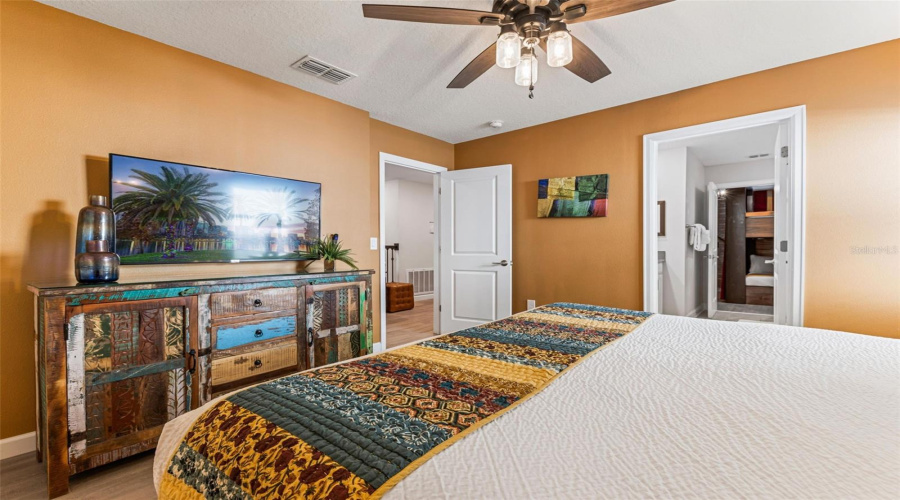 KISSIMMEE, Florida 34746, 9 Bedrooms Bedrooms, ,5 BathroomsBathrooms,Residential,For Sale,STOREY COVE,0,MFRO6399725