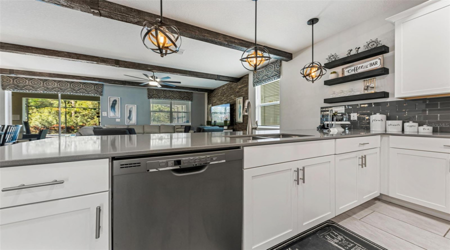 KISSIMMEE, Florida 34746, 9 Bedrooms Bedrooms, ,5 BathroomsBathrooms,Residential,For Sale,STOREY COVE,0,MFRO6399725