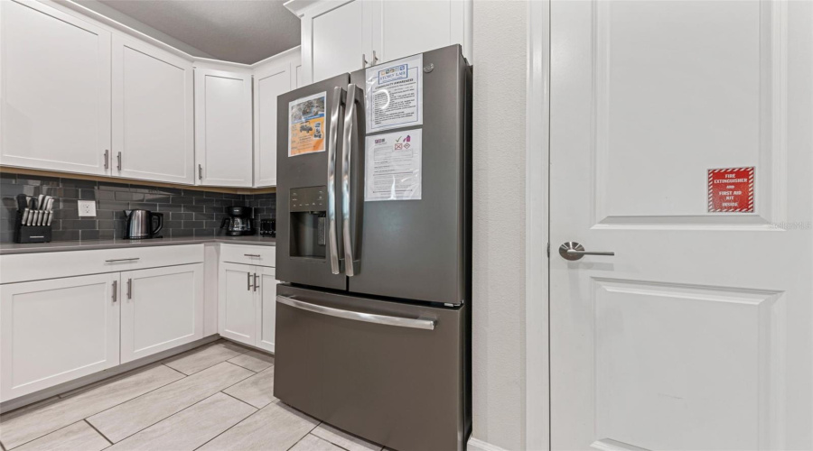 KISSIMMEE, Florida 34746, 9 Bedrooms Bedrooms, ,5 BathroomsBathrooms,Residential,For Sale,STOREY COVE,0,MFRO6399725