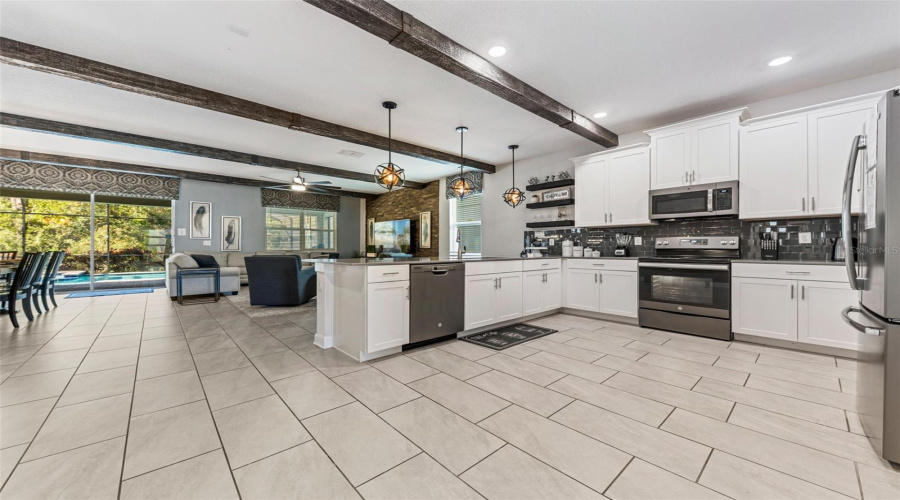 KISSIMMEE, Florida 34746, 9 Bedrooms Bedrooms, ,5 BathroomsBathrooms,Residential,For Sale,STOREY COVE,0,MFRO6399725