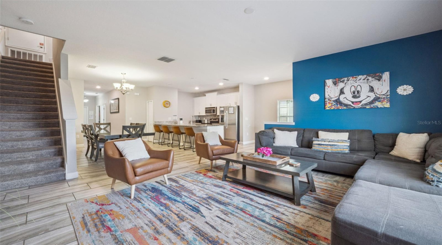 DAVENPORT, Florida 33896, 5 Bedrooms Bedrooms, ,4 BathroomsBathrooms,Residential,For Sale,MOON VALLEY,0,MFRS5147968