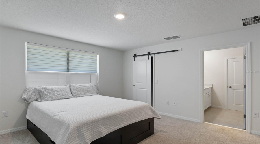 DAVENPORT, Florida 33837, 4 Bedrooms Bedrooms, ,2 BathroomsBathrooms,Residential,For Sale,HAMLET LOOP,0,MFRS5147916