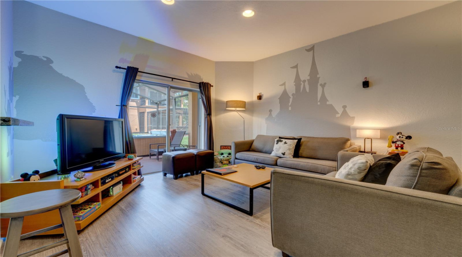 KISSIMMEE, Florida 34746, 4 Bedrooms Bedrooms, ,3 BathroomsBathrooms,Residential,For Sale,ROADSTER,0,MFRO6398687