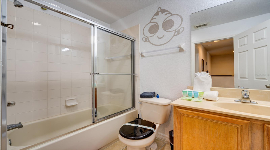 KISSIMMEE, Florida 34746, 4 Bedrooms Bedrooms, ,3 BathroomsBathrooms,Residential,For Sale,ROADSTER,0,MFRO6398687