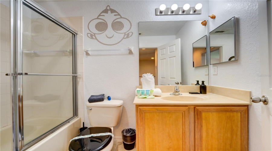 KISSIMMEE, Florida 34746, 4 Bedrooms Bedrooms, ,3 BathroomsBathrooms,Residential,For Sale,ROADSTER,0,MFRO6398687