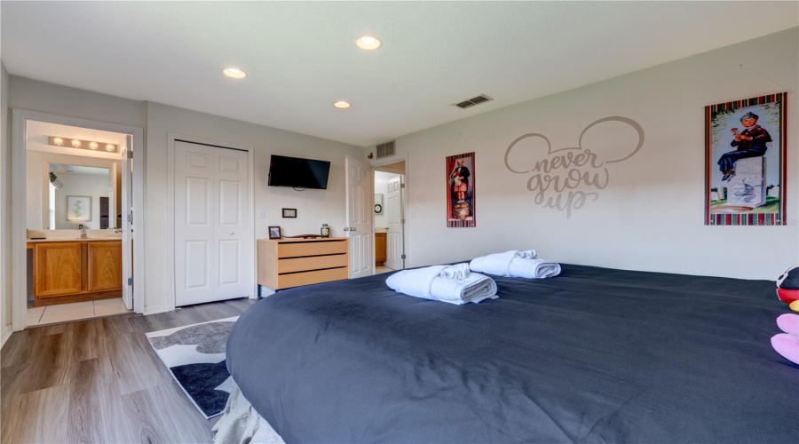 KISSIMMEE, Florida 34746, 4 Bedrooms Bedrooms, ,3 BathroomsBathrooms,Residential,For Sale,ROADSTER,0,MFRO6398687