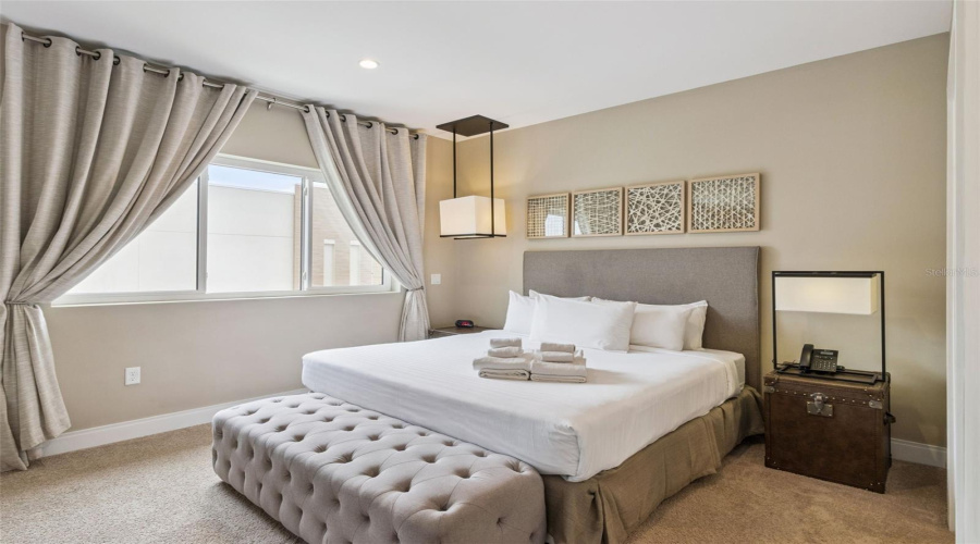 KISSIMMEE, Florida 34747, 4 Bedrooms Bedrooms, ,4 BathroomsBathrooms,Residential,For Sale,ROCKEFELLER,0,MFRO6397247