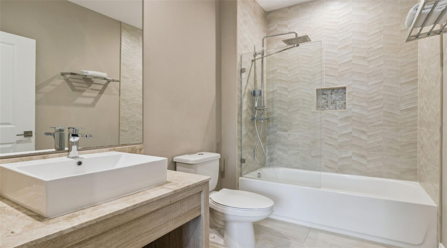 KISSIMMEE, Florida 34747, 4 Bedrooms Bedrooms, ,4 BathroomsBathrooms,Residential,For Sale,ROCKEFELLER,0,MFRO6397247