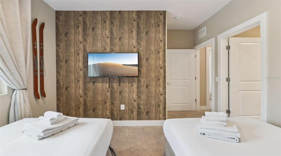 KISSIMMEE, Florida 34747, 4 Bedrooms Bedrooms, ,4 BathroomsBathrooms,Residential,For Sale,ROCKEFELLER,0,MFRO6397247