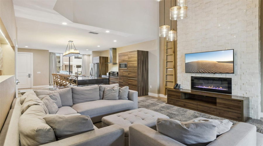 KISSIMMEE, Florida 34747, 4 Bedrooms Bedrooms, ,4 BathroomsBathrooms,Residential,For Sale,ROCKEFELLER,0,MFRO6397247