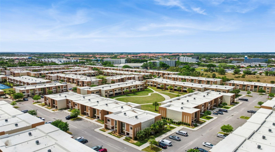 KISSIMMEE, Florida 34747, 4 Bedrooms Bedrooms, ,4 BathroomsBathrooms,Residential,For Sale,ROCKEFELLER,0,MFRO6397247