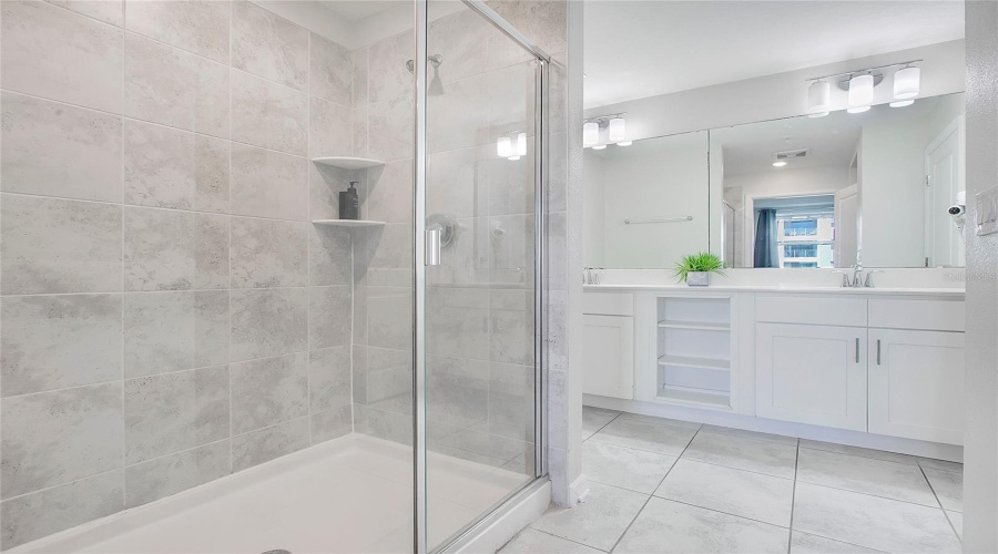 KISSIMMEE, Florida 34746, 2 Bedrooms Bedrooms, ,2 BathroomsBathrooms,Residential,For Sale,PARADOX,0,MFRS5147912