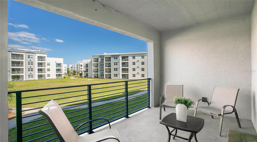 KISSIMMEE, Florida 34746, 2 Bedrooms Bedrooms, ,2 BathroomsBathrooms,Residential,For Sale,PARADOX,0,MFRS5147912