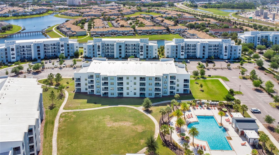 KISSIMMEE, Florida 34746, 2 Bedrooms Bedrooms, ,2 BathroomsBathrooms,Residential,For Sale,PARADOX,0,MFRS5147912