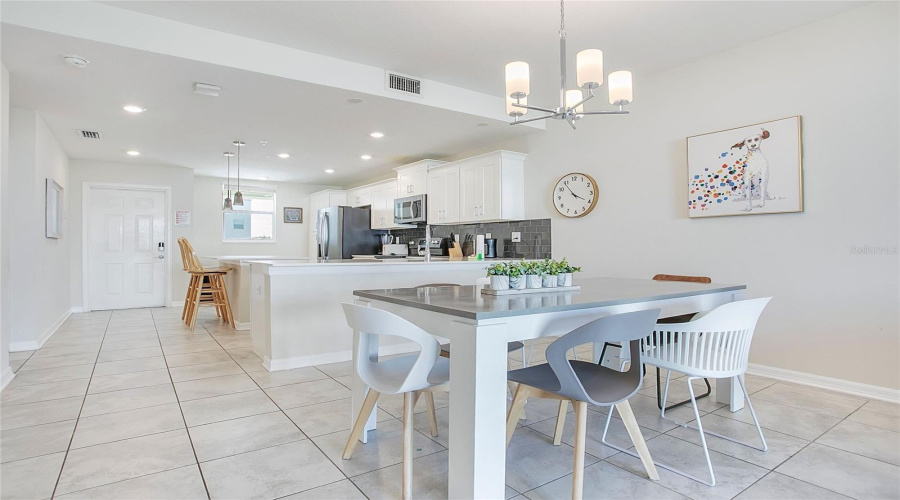 KISSIMMEE, Florida 34746, 2 Bedrooms Bedrooms, ,2 BathroomsBathrooms,Residential,For Sale,PARADOX,0,MFRS5147912