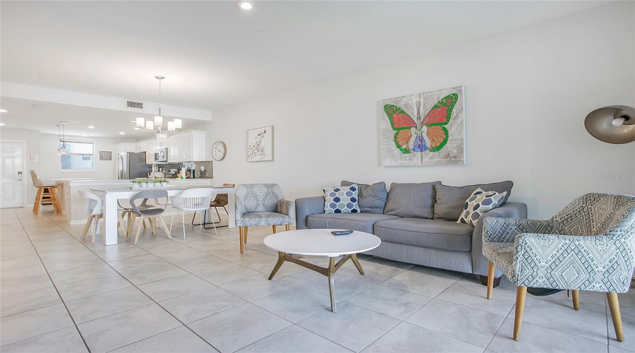 KISSIMMEE, Florida 34746, 2 Bedrooms Bedrooms, ,2 BathroomsBathrooms,Residential,For Sale,PARADOX,0,MFRS5147912