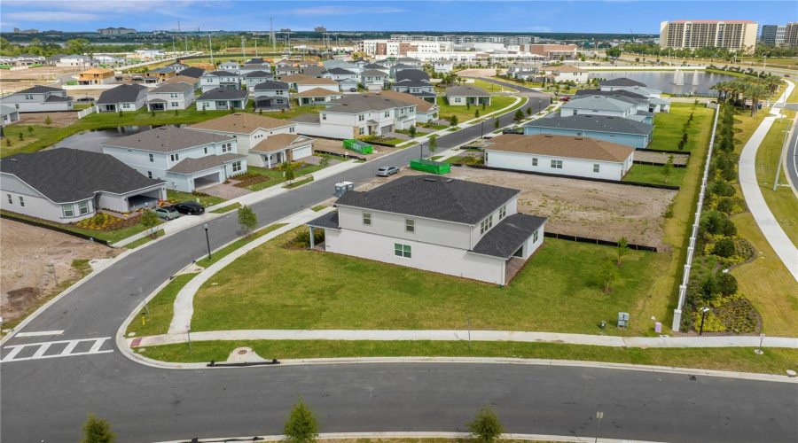 ORLANDO, Florida 32836, 5 Bedrooms Bedrooms, ,4 BathroomsBathrooms,Residential,For Sale,PARK ESTATE AVENUE,0,MFRO6399722