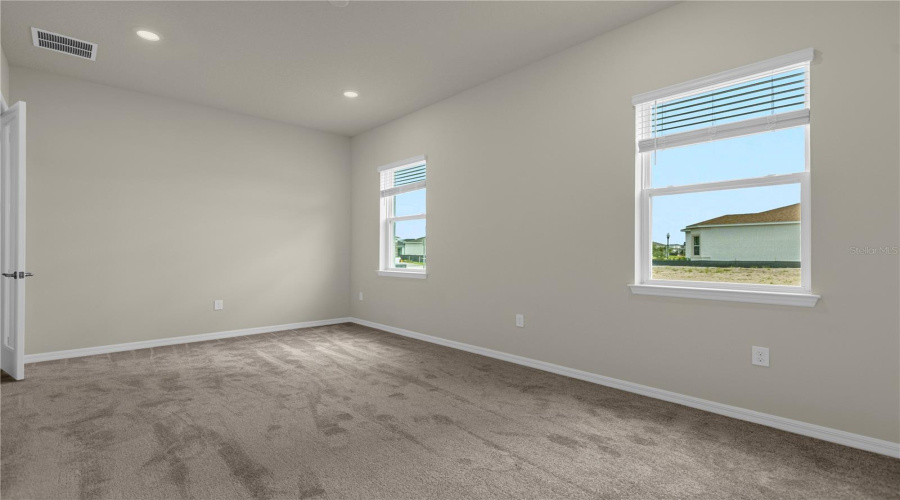 ORLANDO, Florida 32836, 5 Bedrooms Bedrooms, ,4 BathroomsBathrooms,Residential,For Sale,PARK ESTATE AVENUE,0,MFRO6399722