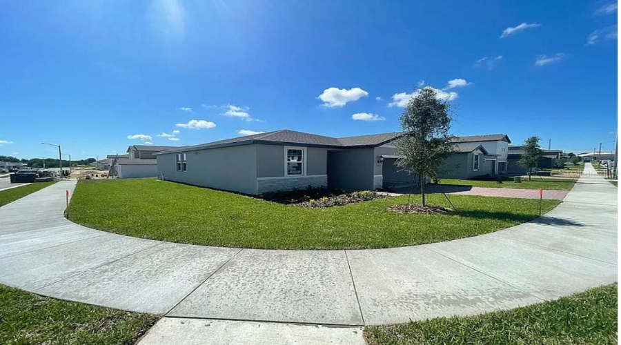 DAVENPORT, Florida 33837, 3 Bedrooms Bedrooms, ,2 BathroomsBathrooms,Residential,For Sale,CONGAREE,0,MFRO6399736
