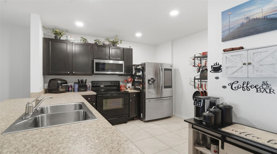 KISSIMMEE, Florida 34747, 3 Bedrooms Bedrooms, ,2 BathroomsBathrooms,Residential,For Sale,ALBA,0,MFRO6398974