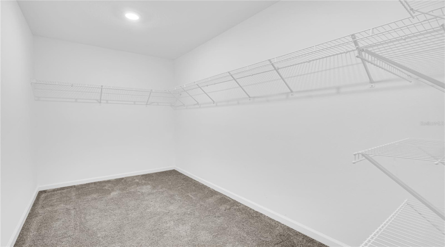 DAVENPORT, Florida 33837, 4 Bedrooms Bedrooms, ,3 BathroomsBathrooms,Residential,For Sale,WATERFALL,0,MFRO6351299