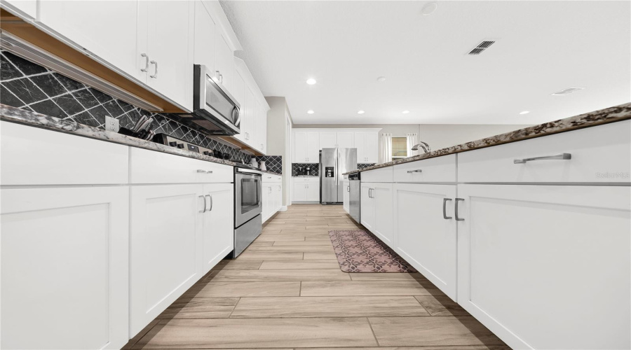 KISSIMMEE, Florida 34747, 9 Bedrooms Bedrooms, ,6 BathroomsBathrooms,Residential,For Sale,PELICAN COVE,0,MFRO6399359