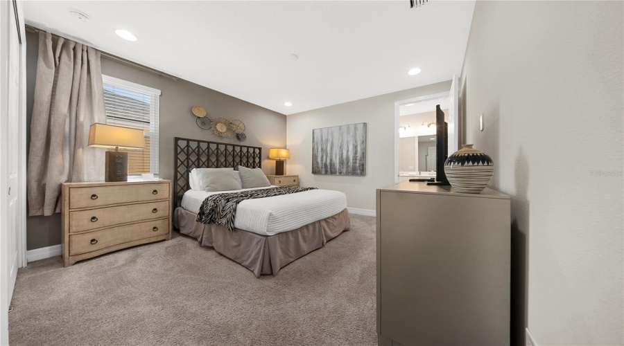 KISSIMMEE, Florida 34747, 9 Bedrooms Bedrooms, ,6 BathroomsBathrooms,Residential,For Sale,PELICAN COVE,0,MFRO6399359