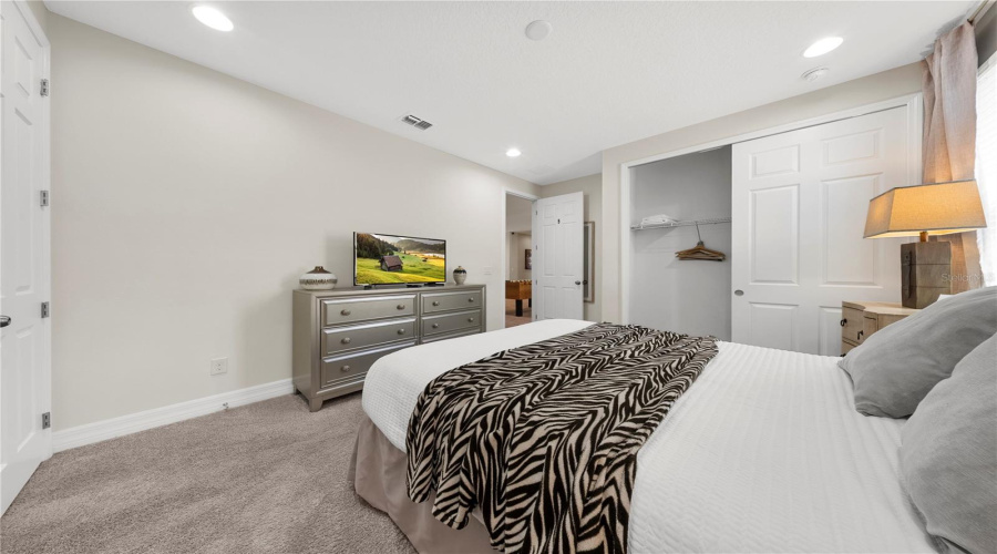 KISSIMMEE, Florida 34747, 9 Bedrooms Bedrooms, ,6 BathroomsBathrooms,Residential,For Sale,PELICAN COVE,0,MFRO6399359