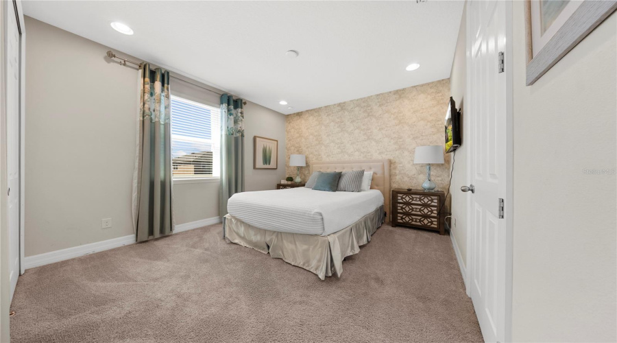 KISSIMMEE, Florida 34747, 9 Bedrooms Bedrooms, ,6 BathroomsBathrooms,Residential,For Sale,PELICAN COVE,0,MFRO6399359