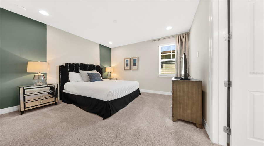 KISSIMMEE, Florida 34747, 9 Bedrooms Bedrooms, ,6 BathroomsBathrooms,Residential,For Sale,PELICAN COVE,0,MFRO6399359