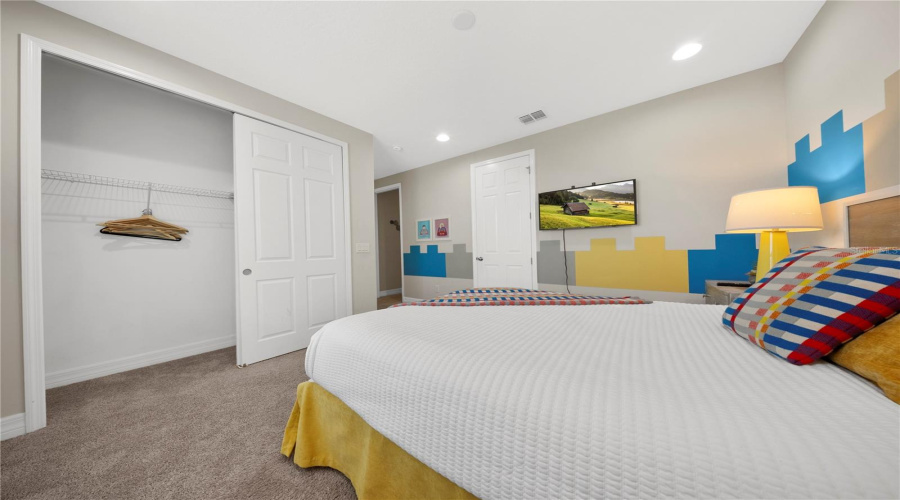 KISSIMMEE, Florida 34747, 9 Bedrooms Bedrooms, ,6 BathroomsBathrooms,Residential,For Sale,PELICAN COVE,0,MFRO6399359