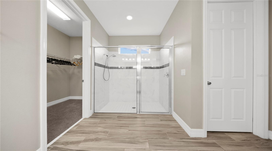 KISSIMMEE, Florida 34747, 9 Bedrooms Bedrooms, ,6 BathroomsBathrooms,Residential,For Sale,PELICAN COVE,0,MFRO6399359