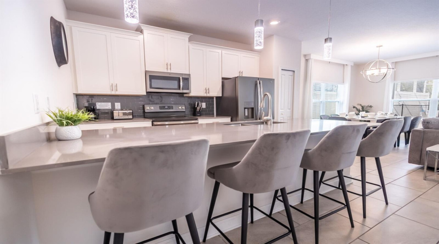 KISSIMMEE, Florida 34747, 5 Bedrooms Bedrooms, ,4 BathroomsBathrooms,Residential,For Sale,CABOT CLIFFS,0,MFRO6399795