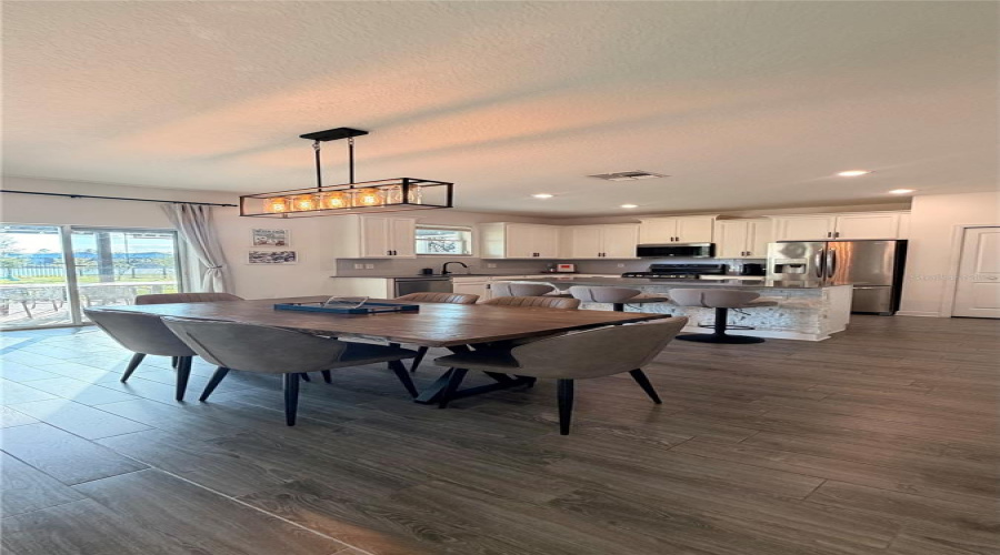 DAVENPORT, Florida 33837, 4 Bedrooms Bedrooms, ,2 BathroomsBathrooms,Residential,For Sale,OAK BLUFF,0,MFRO6393836