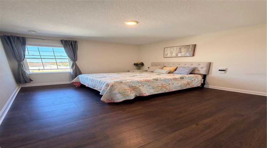 DAVENPORT, Florida 33837, 4 Bedrooms Bedrooms, ,2 BathroomsBathrooms,Residential,For Sale,OAK BLUFF,0,MFRO6393836