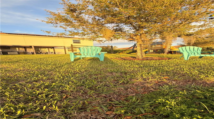 DAVENPORT, Florida 33837, 4 Bedrooms Bedrooms, ,2 BathroomsBathrooms,Residential,For Sale,OAK BLUFF,0,MFRO6393836