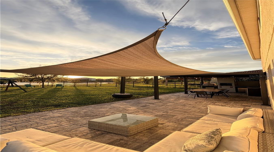 DAVENPORT, Florida 33837, 4 Bedrooms Bedrooms, ,2 BathroomsBathrooms,Residential,For Sale,OAK BLUFF,0,MFRO6393836