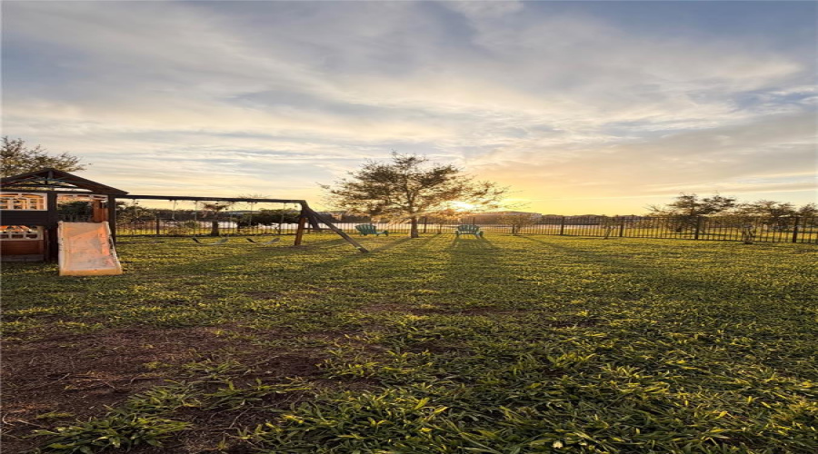 DAVENPORT, Florida 33837, 4 Bedrooms Bedrooms, ,2 BathroomsBathrooms,Residential,For Sale,OAK BLUFF,0,MFRO6393836