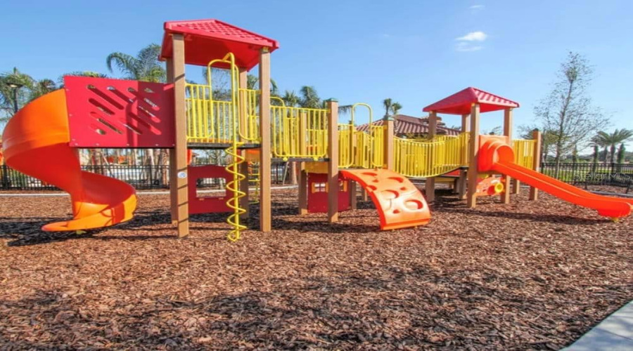 DAVENPORT, Florida 33837, 4 Bedrooms Bedrooms, ,2 BathroomsBathrooms,Residential,For Sale,OAK BLUFF,0,MFRO6393836