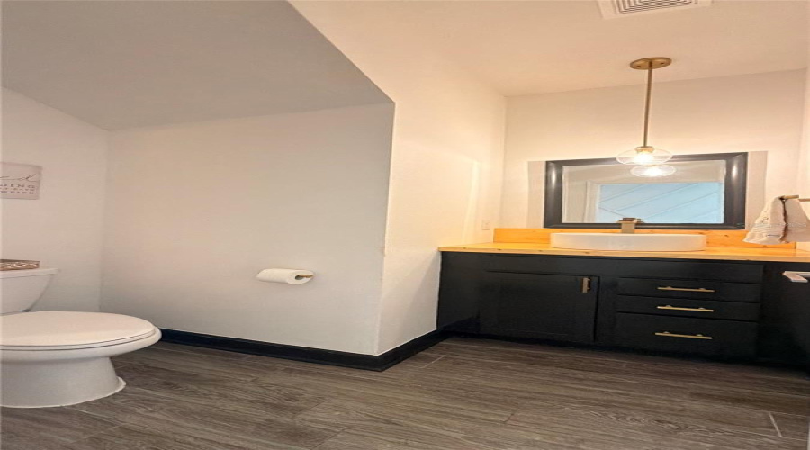 DAVENPORT, Florida 33837, 4 Bedrooms Bedrooms, ,2 BathroomsBathrooms,Residential,For Sale,OAK BLUFF,0,MFRO6393836