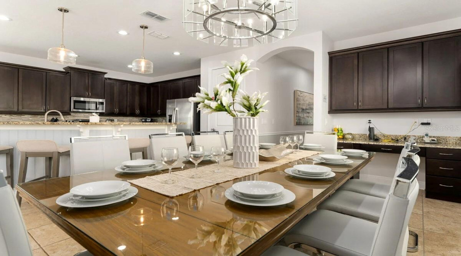 REUNION, Florida 34747, 5 Bedrooms Bedrooms, ,5 BathroomsBathrooms,Residential,For Sale,GOLDEN BEAR,0,MFRO6375809