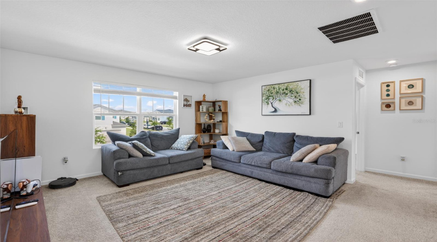 KISSIMMEE, Florida 34747, 5 Bedrooms Bedrooms, ,3 BathroomsBathrooms,Residential,For Sale,LAKESHORE BREEZE,0,MFRO6399978