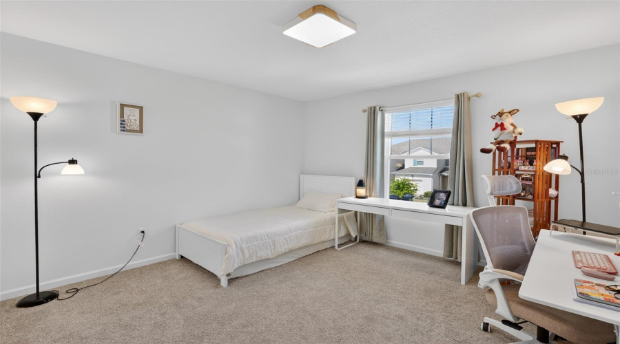 KISSIMMEE, Florida 34747, 5 Bedrooms Bedrooms, ,3 BathroomsBathrooms,Residential,For Sale,LAKESHORE BREEZE,0,MFRO6399978