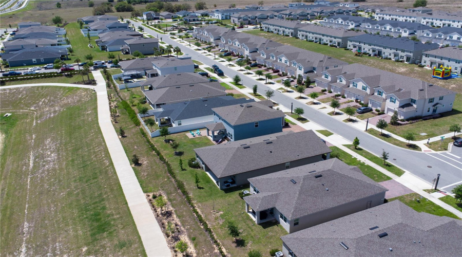 KISSIMMEE, Florida 34747, 5 Bedrooms Bedrooms, ,3 BathroomsBathrooms,Residential,For Sale,LAKESHORE BREEZE,0,MFRO6399978