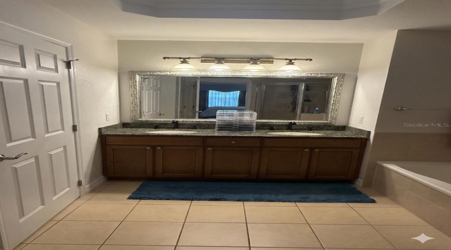 KISSIMMEE, Florida 34747, 3 Bedrooms Bedrooms, ,3 BathroomsBathrooms,Residential,For Sale,SUNSET VIEW,0,MFRS5147824