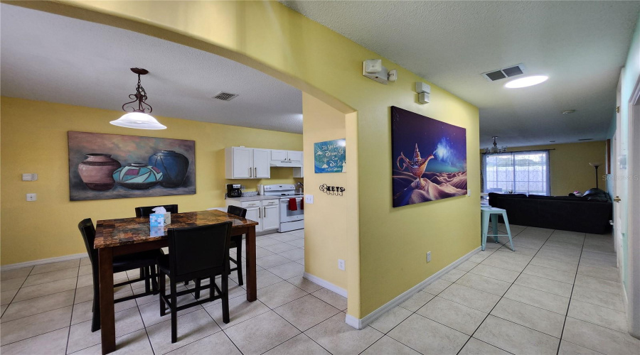 DAVENPORT, Florida 33837, 5 Bedrooms Bedrooms, ,3 BathroomsBathrooms,Residential,For Sale,KNOLLWOOD,0,MFRO6399990