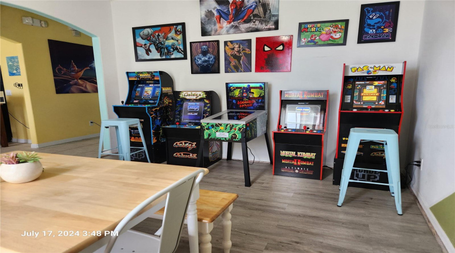 DAVENPORT, Florida 33837, 5 Bedrooms Bedrooms, ,3 BathroomsBathrooms,Residential,For Sale,KNOLLWOOD,0,MFRO6399990