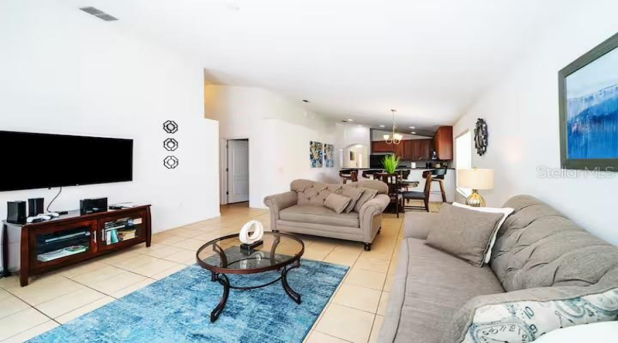 DAVENPORT, Florida 33837, 4 Bedrooms Bedrooms, ,3 BathroomsBathrooms,Residential,For Sale,VIOLA,0,MFRO6399797