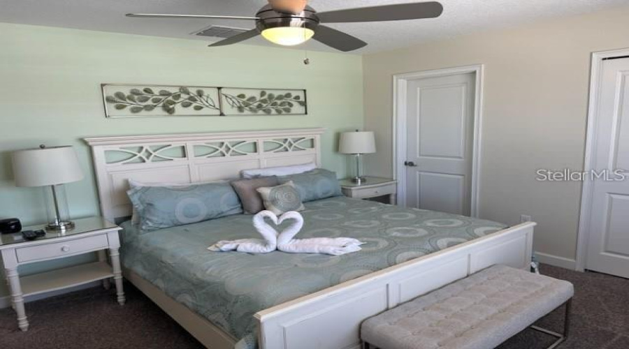 DAVENPORT, Florida 33896, 4 Bedrooms Bedrooms, ,3 BathroomsBathrooms,Residential,For Sale,MOON VALLEY,0,MFRO6399760