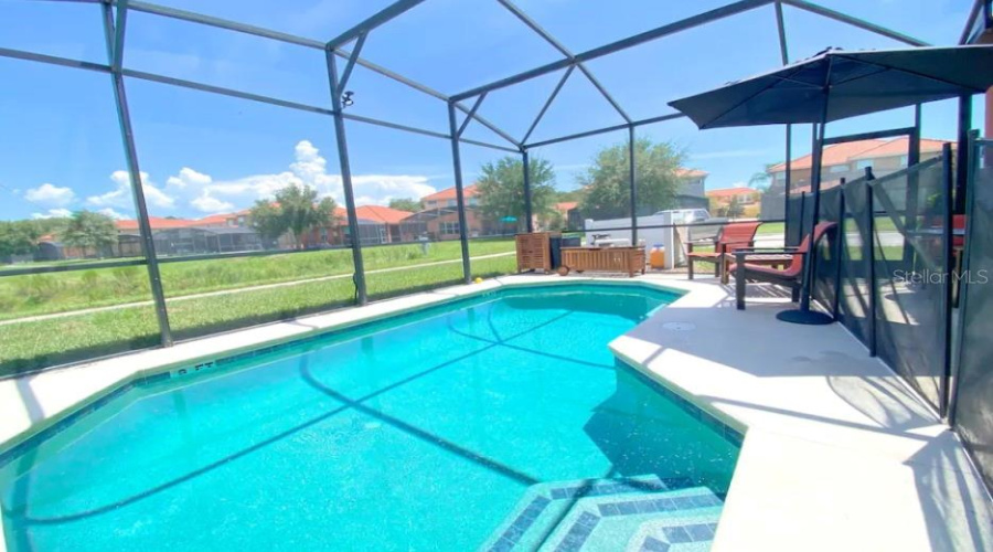 KISSIMMEE, Florida 34746, 4 Bedrooms Bedrooms, ,3 BathroomsBathrooms,Residential,For Sale,LAS FUENTES,0,MFRO6399892